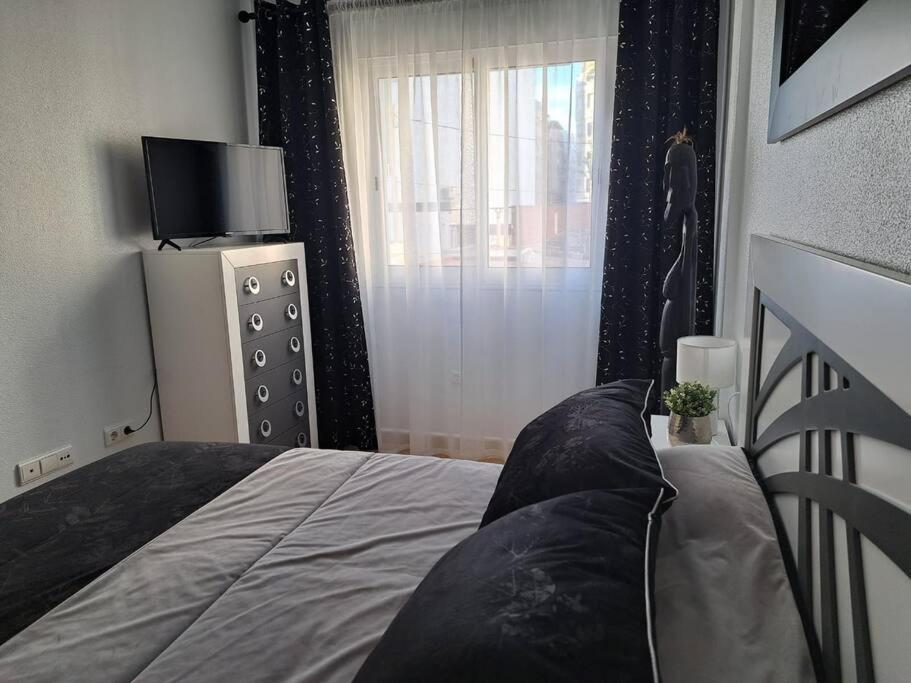 Apartament Julia De Lux Torrevieja Exterior foto